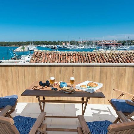 Novigrad Istria Skipper Suites מראה חיצוני תמונה