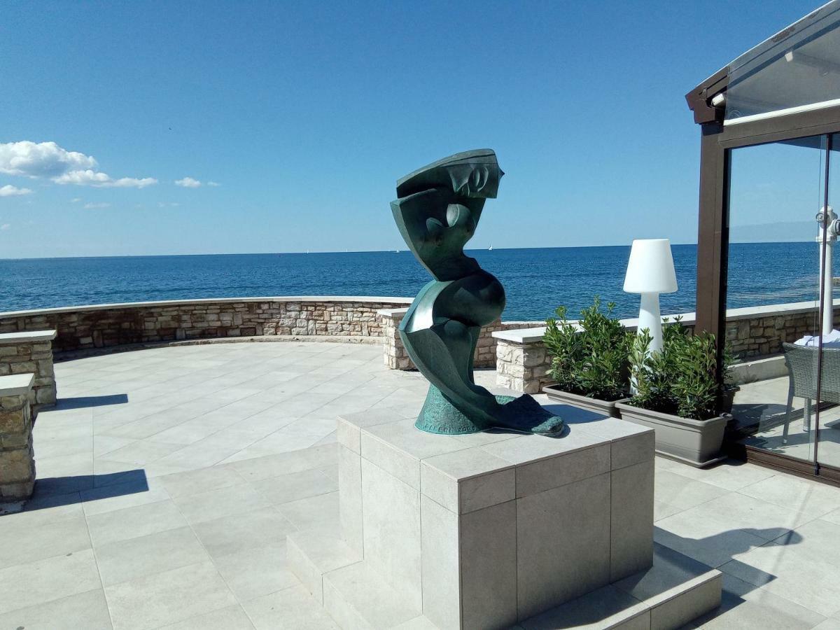 Novigrad Istria Skipper Suites מראה חיצוני תמונה