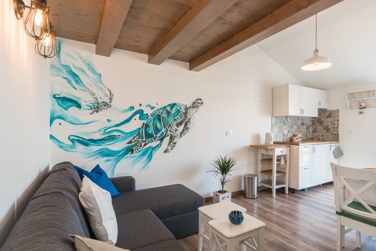 Novigrad Istria Skipper Suites מראה חיצוני תמונה