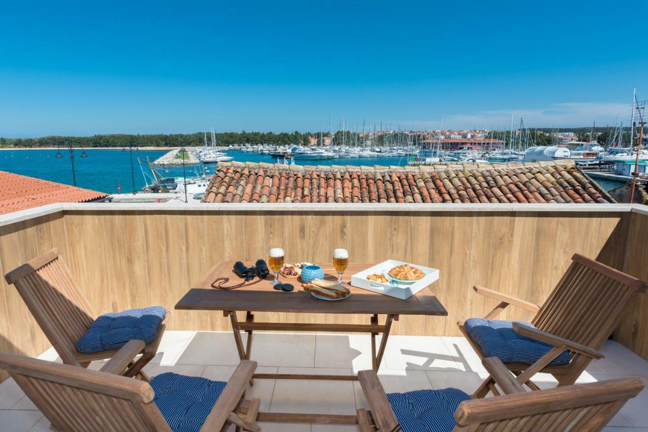 Novigrad Istria Skipper Suites מראה חיצוני תמונה